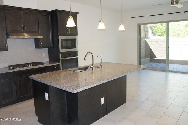 Building Photo - 7496 E Via De Luna Dr