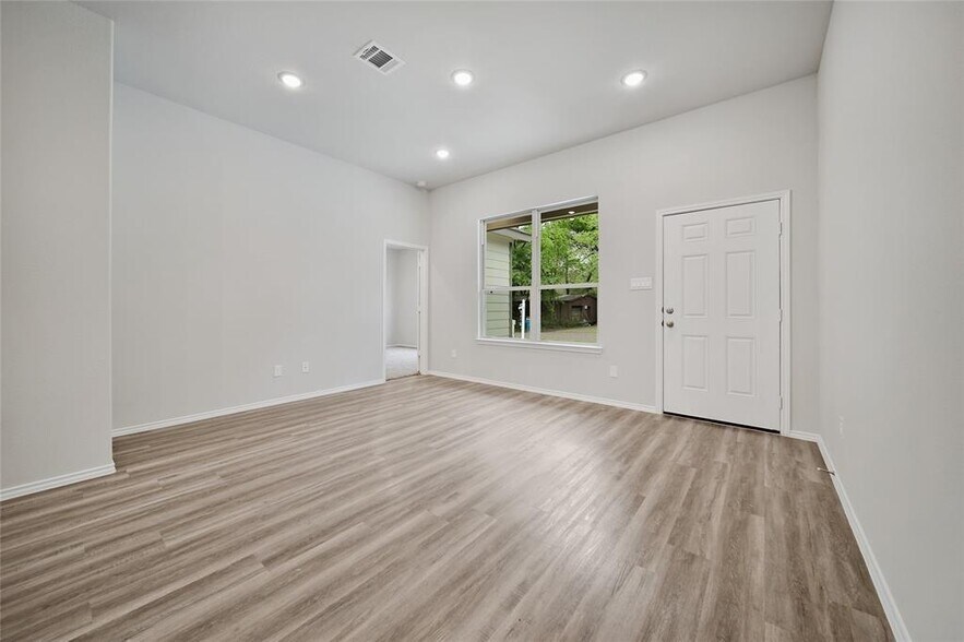 Living Room - 16502 Piper Ln