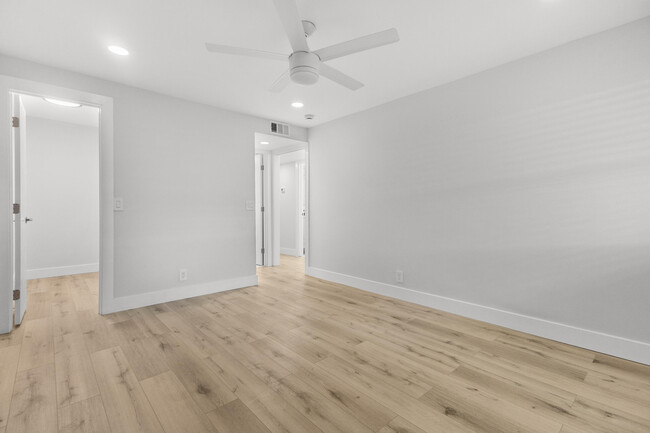 Building Photo - 769 Normandy Trail