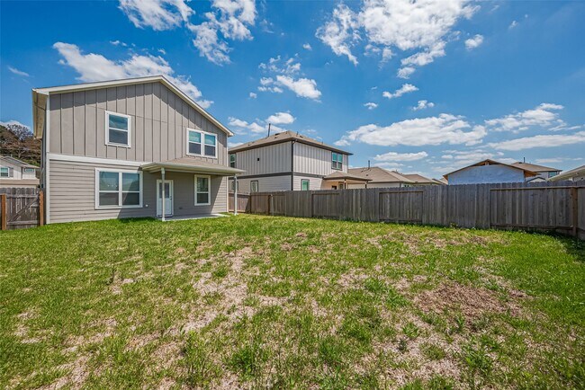 Building Photo - 17711 Vernonia Ln