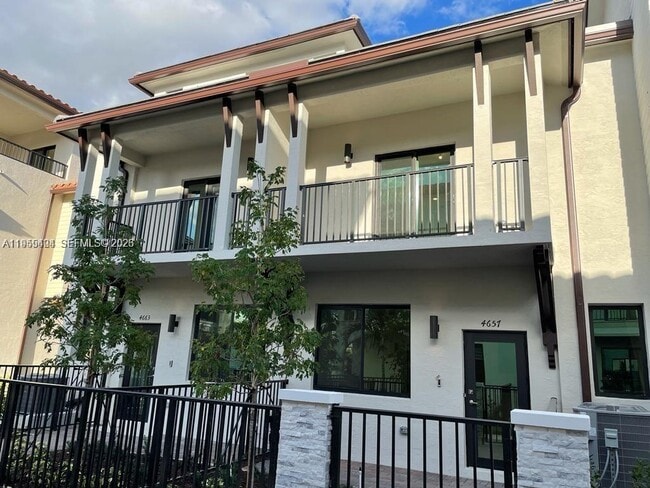 Building Photo - 4657 NW 83rd Pkwy