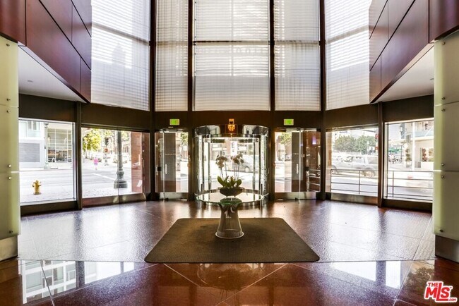 Building Photo - 1100 Wilshire Blvd