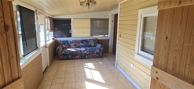 Building Photo - 315 Virginia St