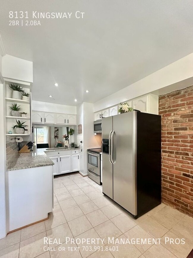 Building Photo - 8131 Kingsway Ct