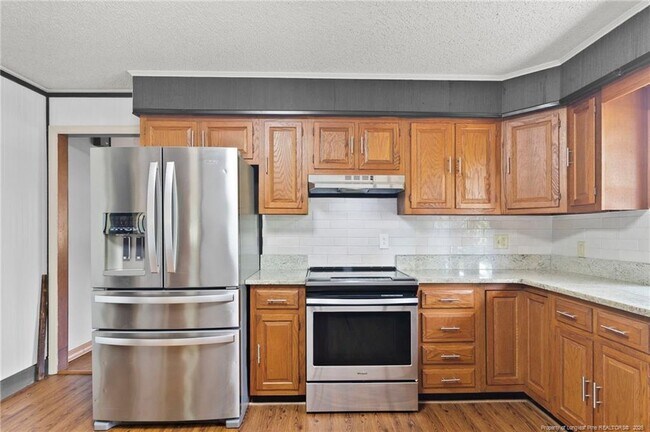 Building Photo - 3450 Cornell Dr