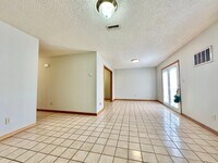 Building Photo - 107 Mountain View Dr