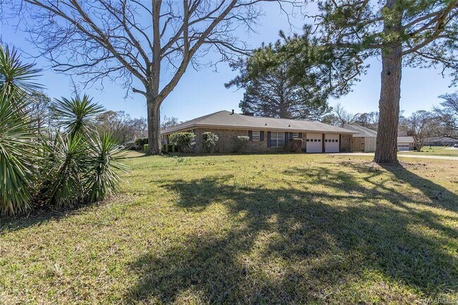 Building Photo - 110 Diane Dr