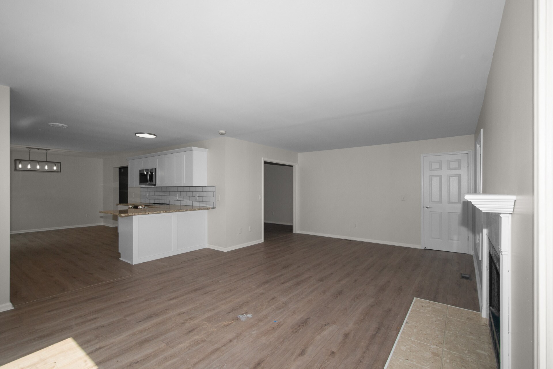 Building Photo - 1511 Fall Creek Ln