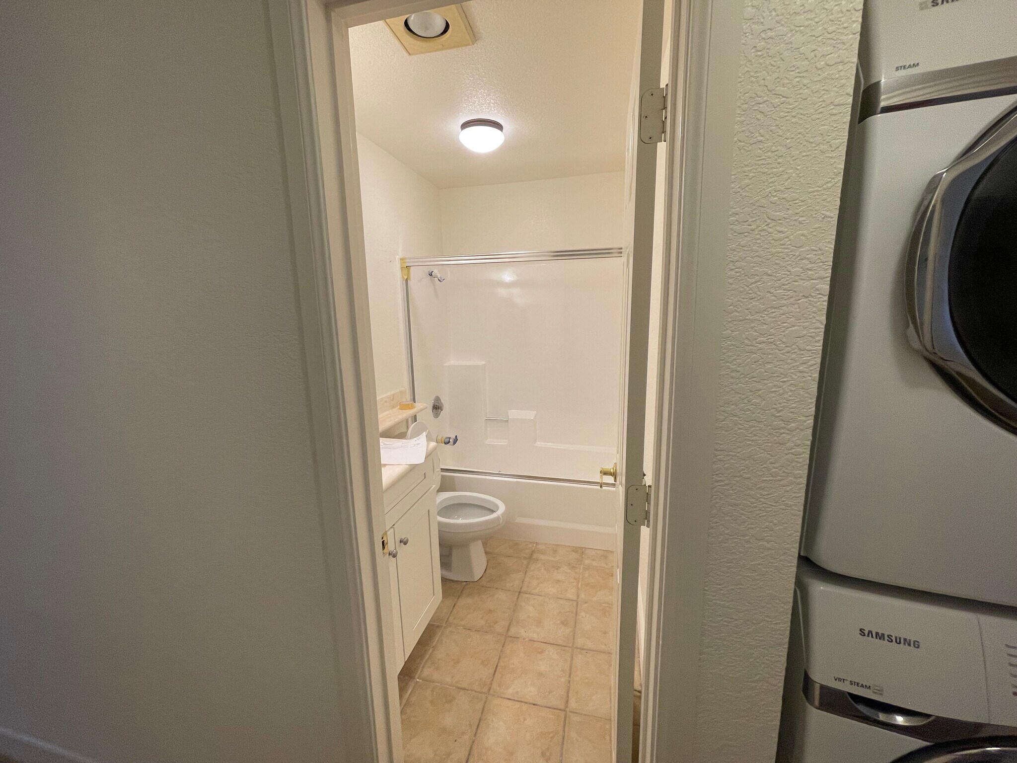 Building Photo - 2921 C St