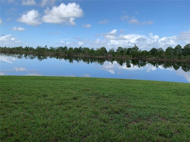 Building Photo - 1852 Andromeda Ln