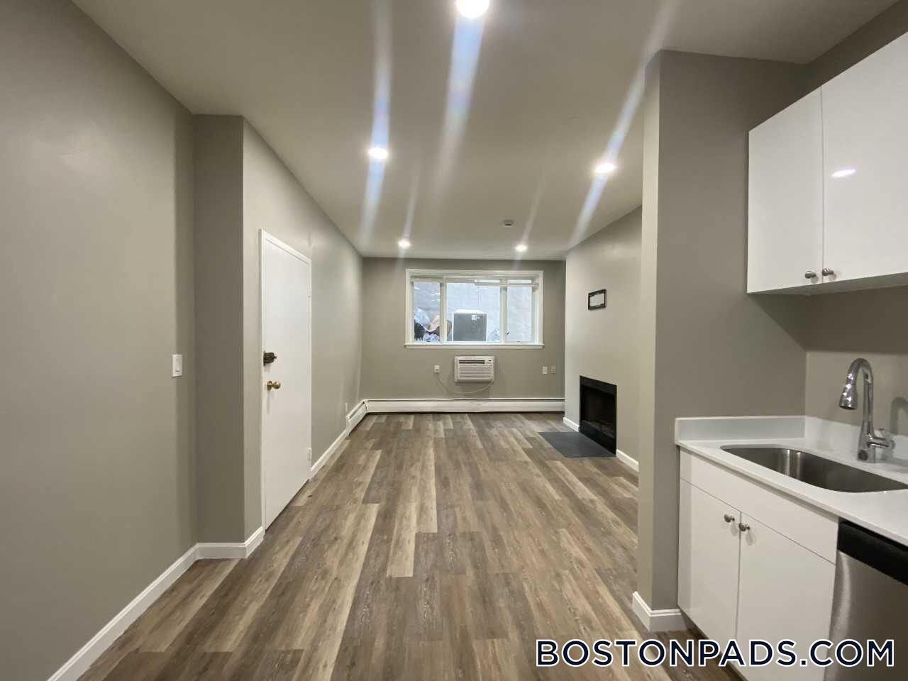 Building Photo - 50 Evergreen St