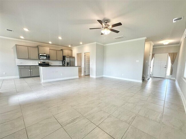 Building Photo - 452 Long Beach Bay Dr