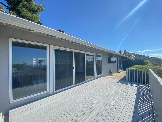 Building Photo - 2719 Via Arboleda