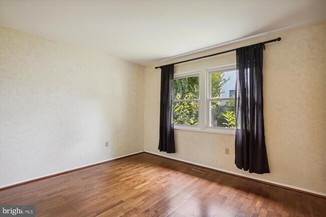Building Photo - 4607 Marshall Hall Ln