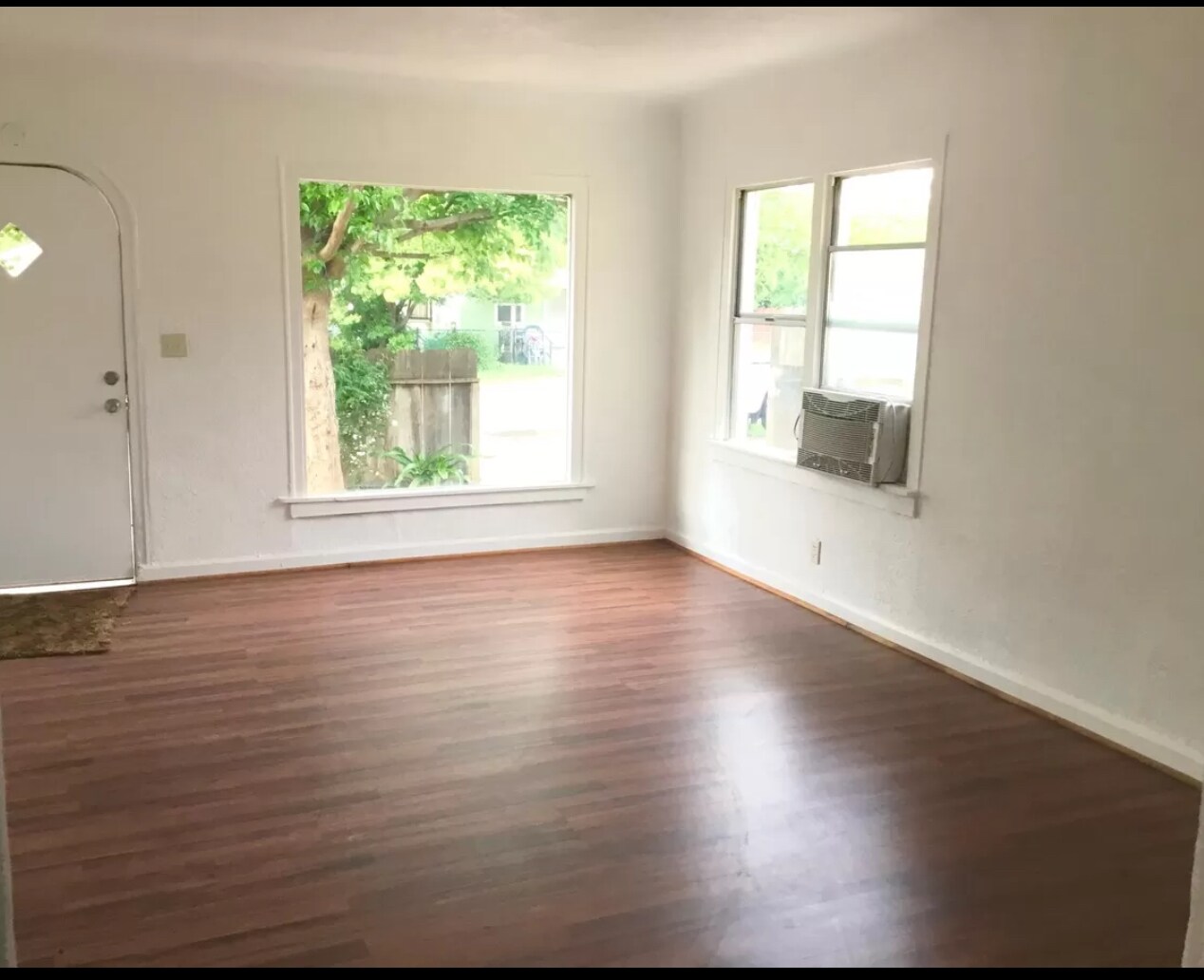 Building Photo - 2127 B Street