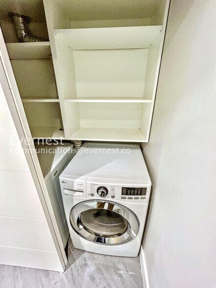 Building Photo - 199 14th St NE