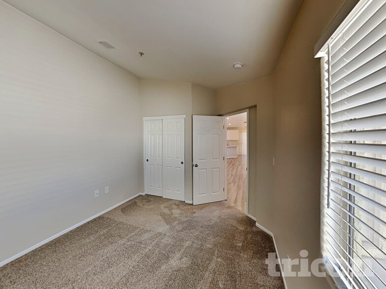 Building Photo - 5737 N Copper Sun Ct