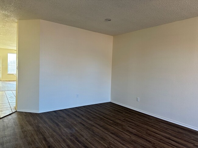 Building Photo - Nice one story home in Keller ISD.