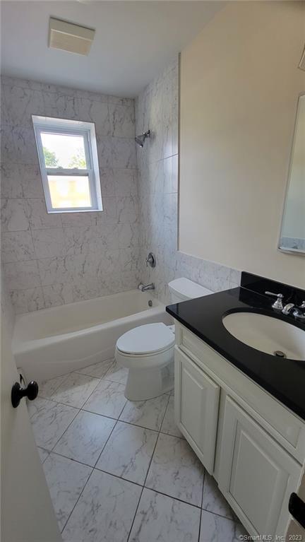 Building Photo - 261 Millard St