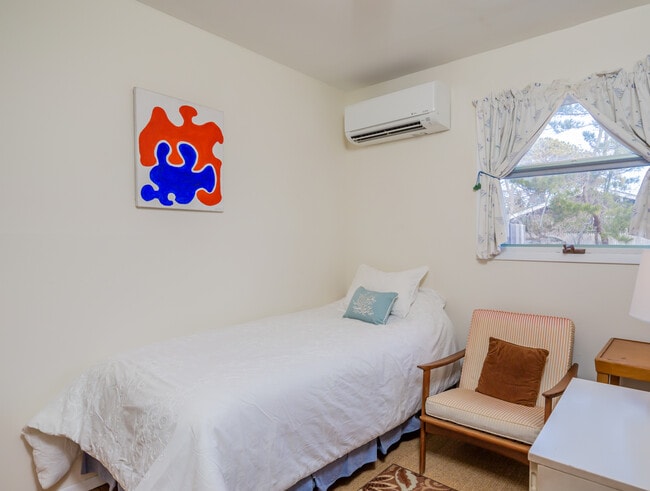 Building Photo - 79 Surf Dr