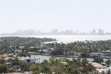 Building Photo - 6770 Indian Creek Dr