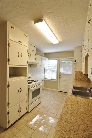 Building Photo - 5441 Thomas Ln