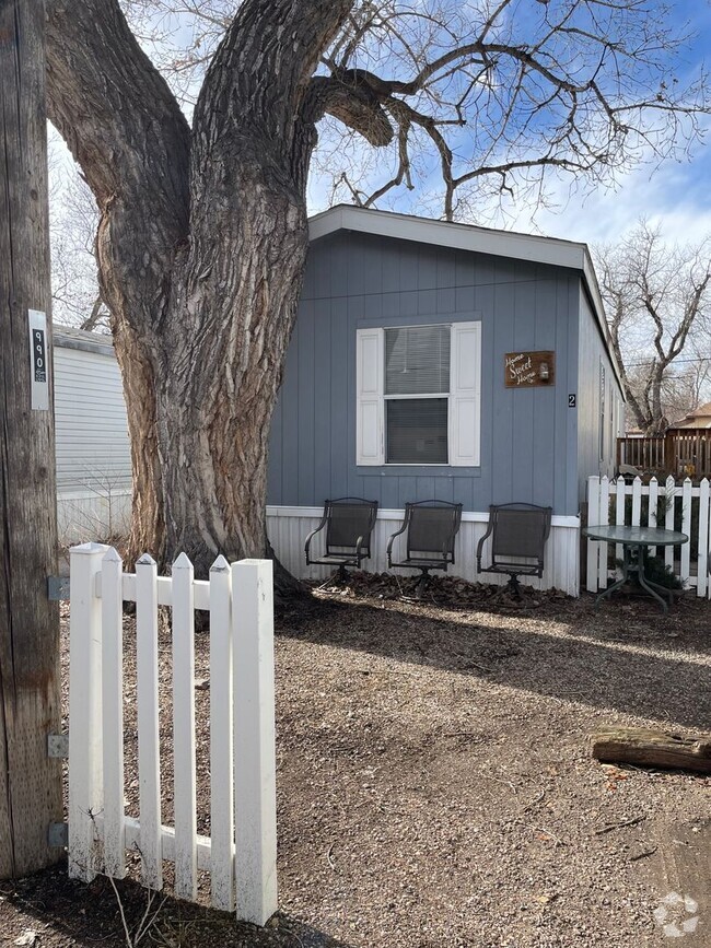 Building Photo - STUDENTS WELCOME! Old Town Fort Collins 3 ...