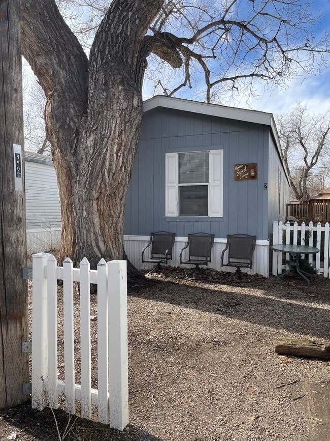 Building Photo - STUDENTS WELCOME! Old Town Fort Collins 3 Bed 2 Bath Mobile Home - Great Location