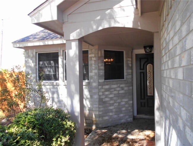 Building Photo - 21426 Grand National Ave