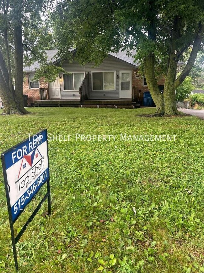 Building Photo - 607 E McKinley Ave