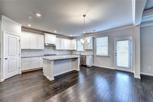Building Photo - 354 Paxton LN