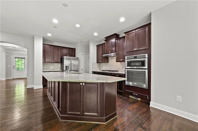 Building Photo - 9965 Cameron Parc Cir