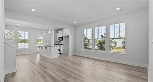 Building Photo - 100 Marston Ln