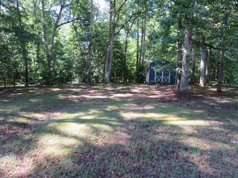 Building Photo - 5801 Wensleydale Dr