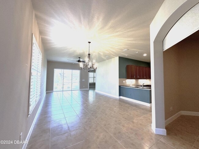 Building Photo - 6326 Hanfield Dr