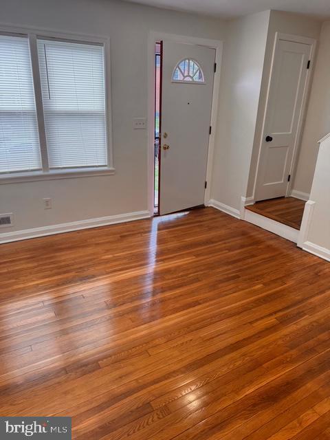 Building Photo - 1090 Cameron Rd