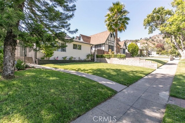 Building Photo - 1061 E Santa Anita Ave