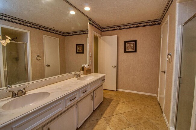 Building Photo - 2807 Cotton Stock Dr