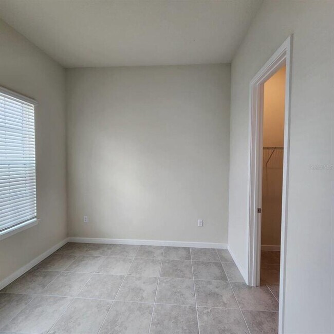 Building Photo - 15381 Willow Ridge Dr