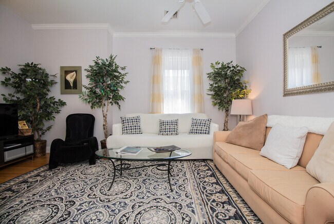 Building Photo - 6 Harvard Sq