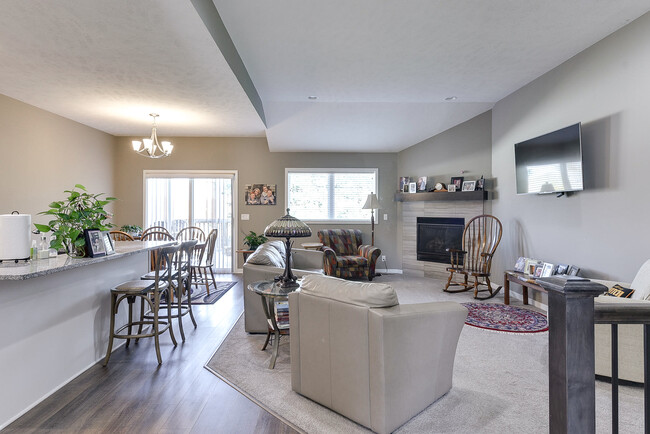 Kitchen eating island - 17024 Cypress St