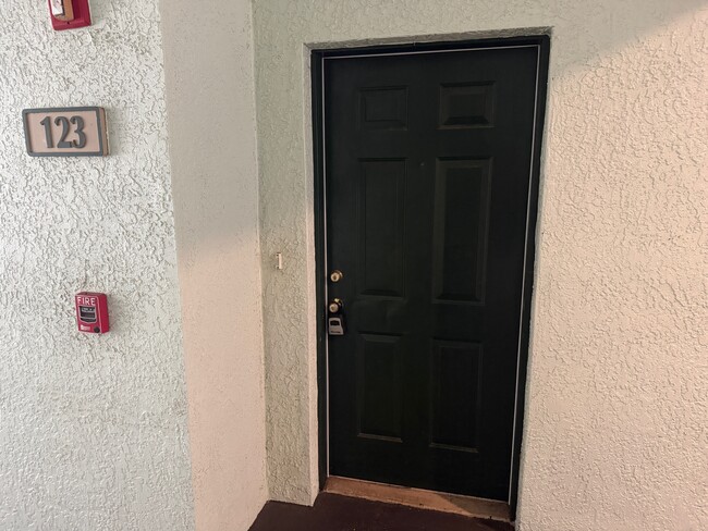 Building Photo - 785 Oakleaf Plantation Pkwy