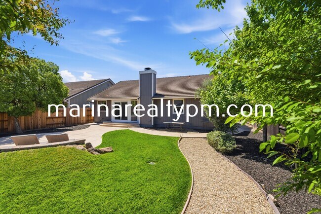 Building Photo - Home Sweet home-Beautiful remolded 3 bedroom 2 bathroom