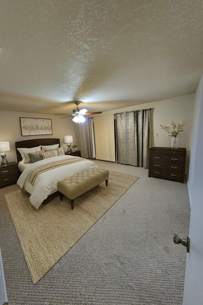 Building Photo - 8236 9th Ct