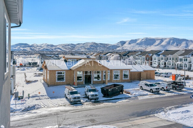 Building Photo - 13537 Commodus Dr