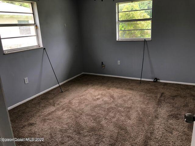 Building Photo - 423 Count St