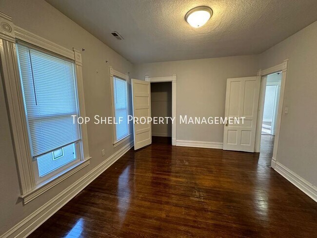Building Photo - 1130 19th St