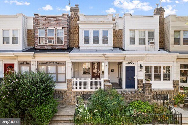 Primary Photo - 871 N 22nd St