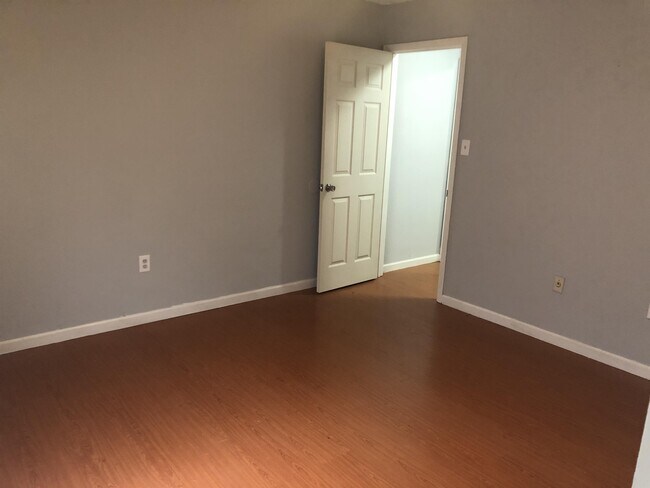 Building Photo - 3333 12th Ave