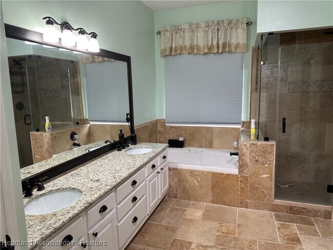 Building Photo - 4536 Darnell Dr